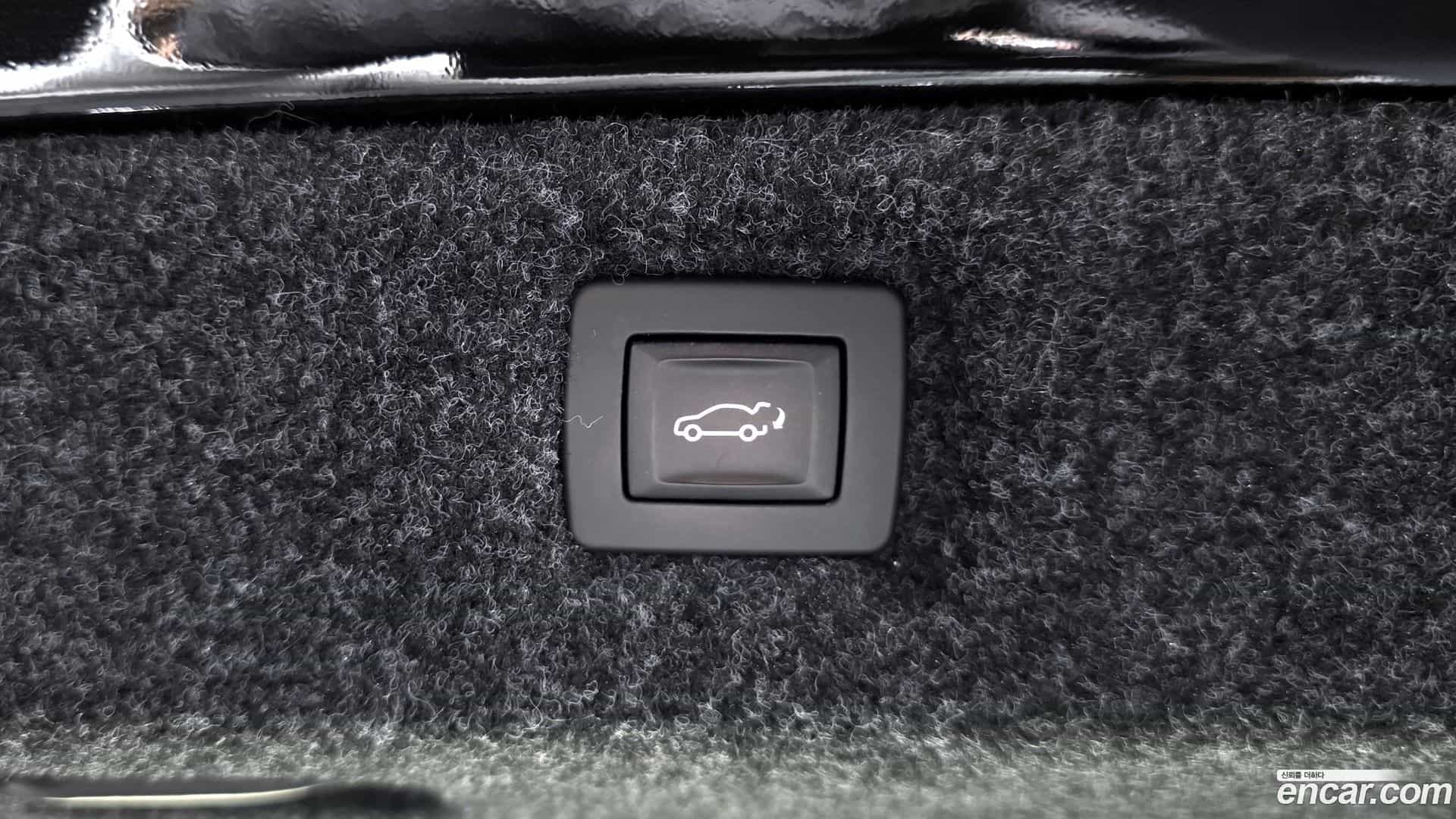 CT6 Cadillac 2018.8-OPTION-048