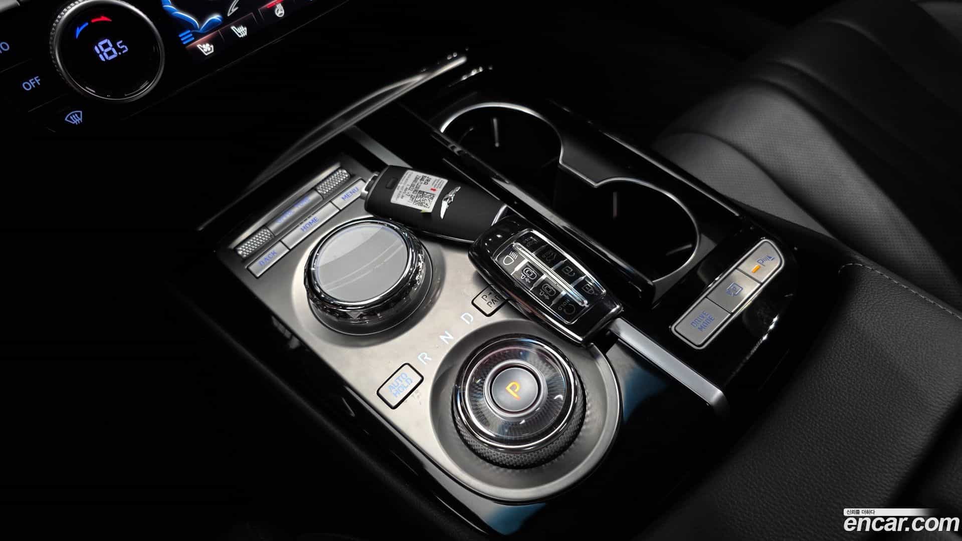 G80 Genesis 2023.3-INNER-009