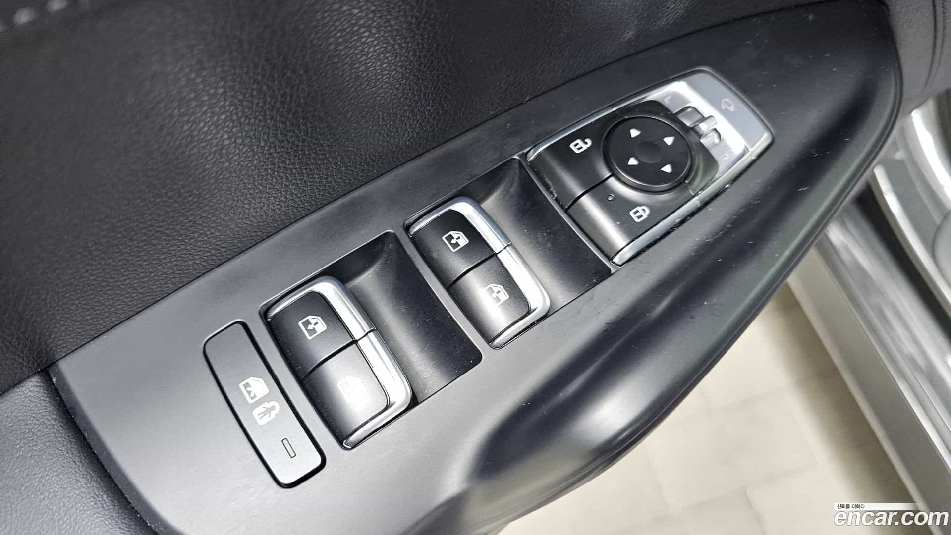 K5 Kia 2023.8-OPTION-040