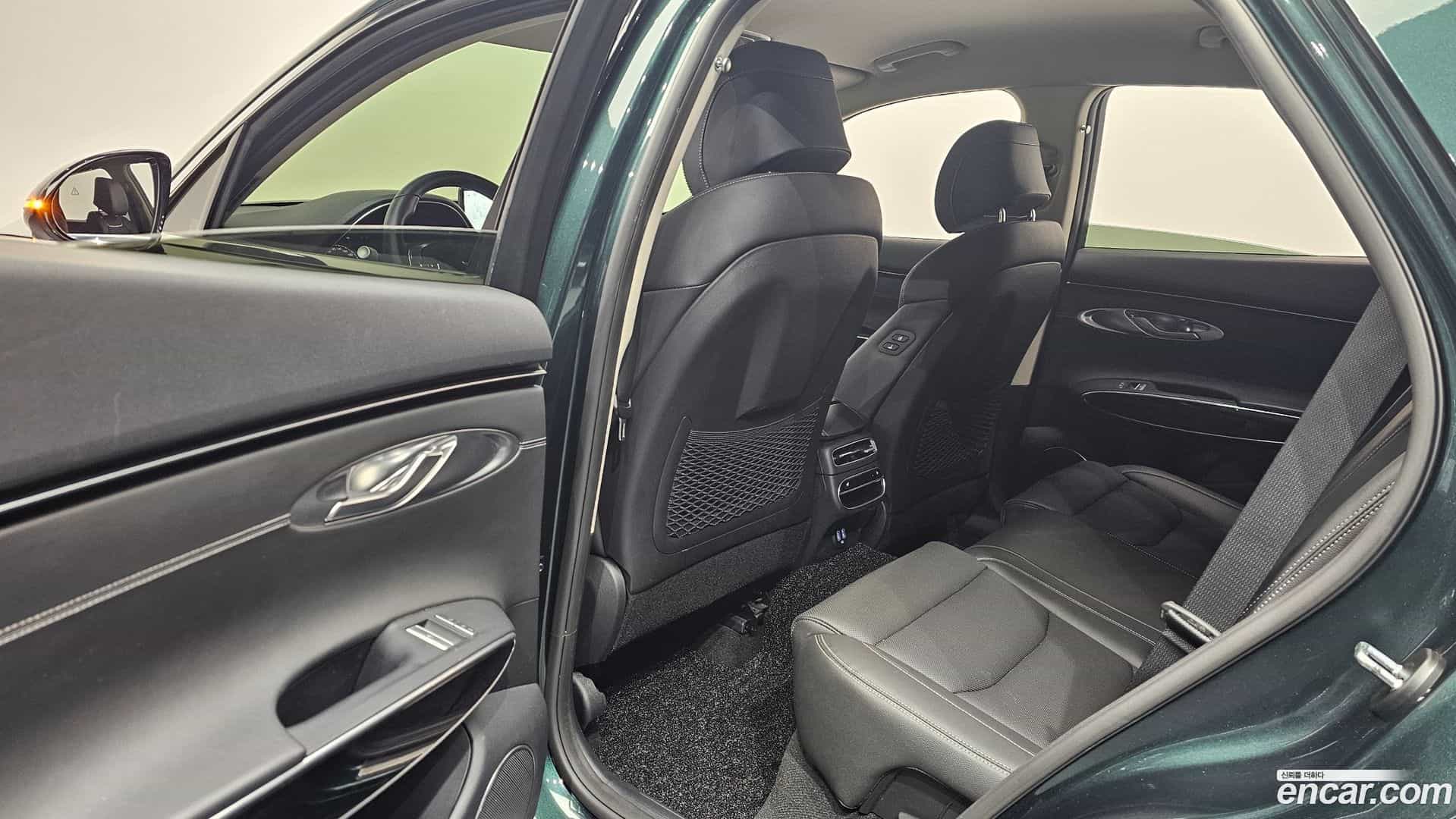 GV70 Genesis 2022.0-OPTION-043