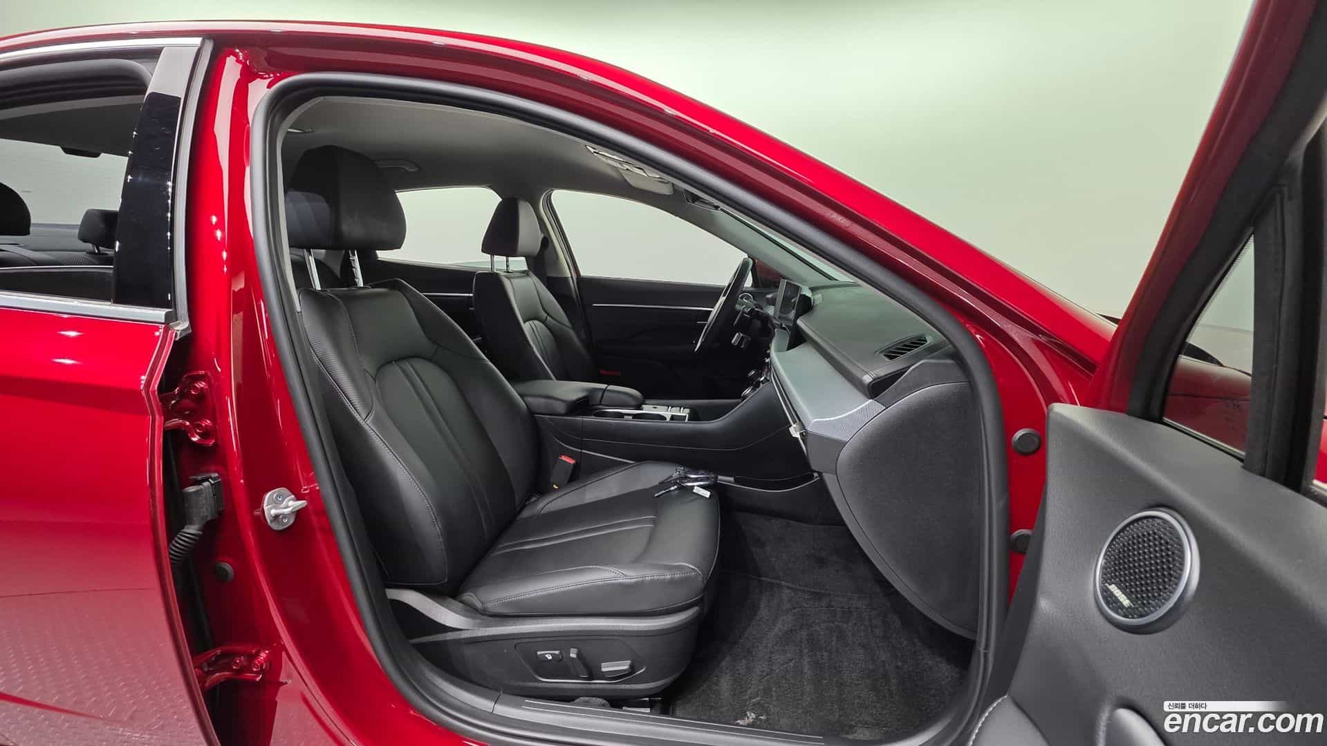 Sonata Hyundai 2025.2-INNER-010
