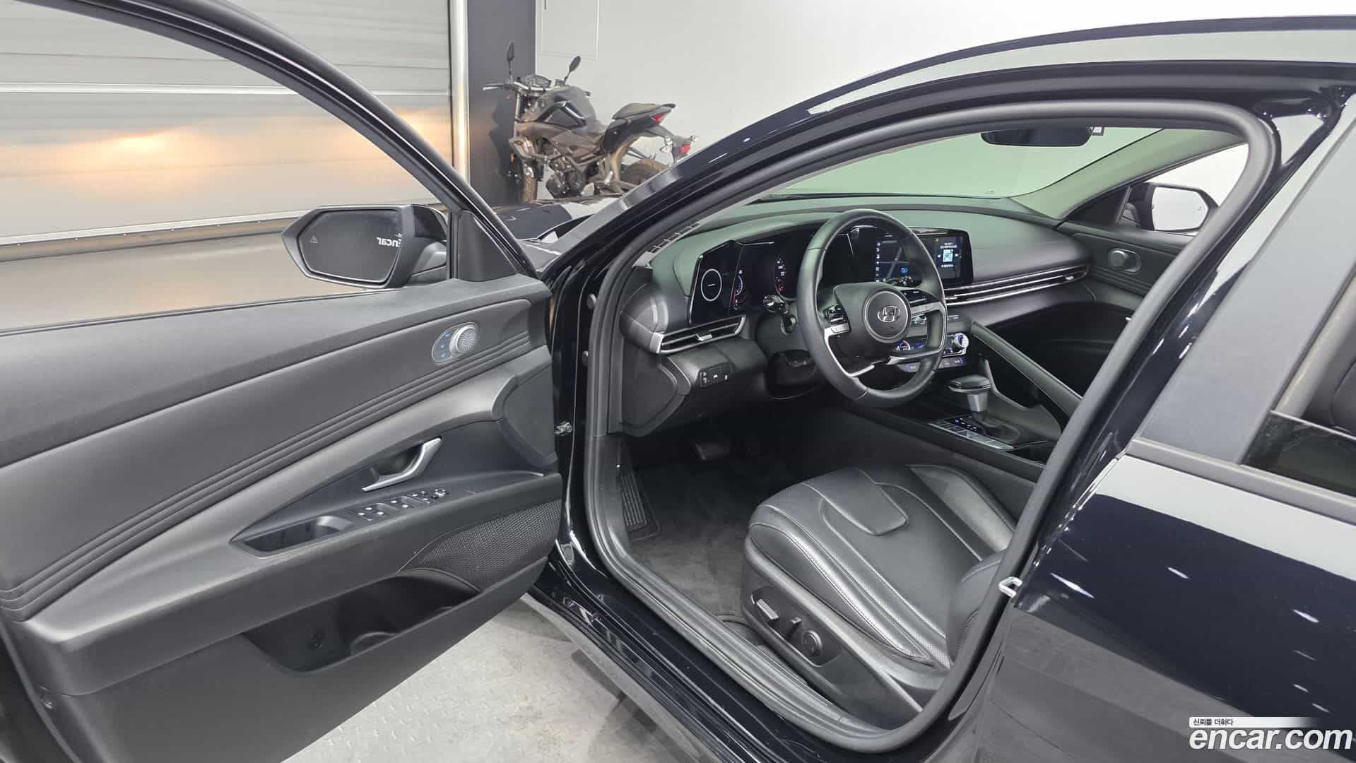 AVANTE Hyundai 2022.4-INNER-010