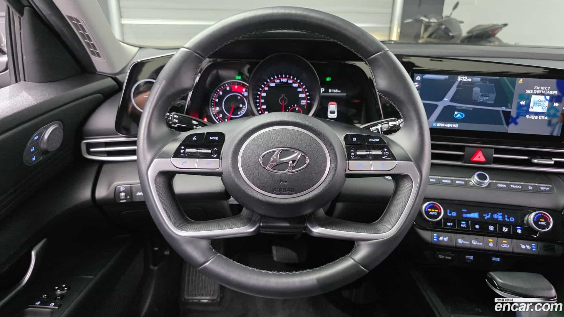 AVANTE Hyundai 2022.4-OPTION-016
