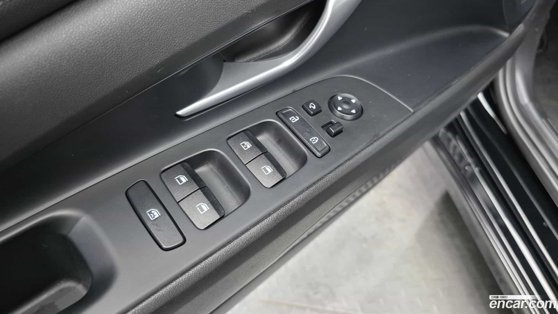 AVANTE Hyundai 2022.4-OPTION-017