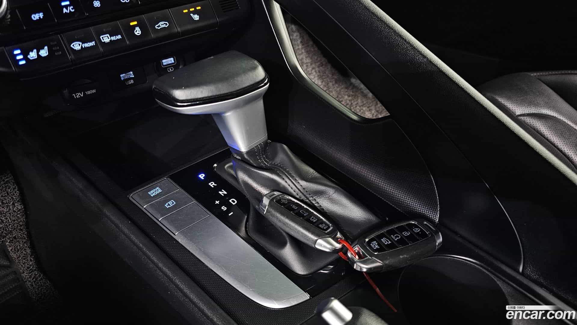 AVANTE Hyundai 2020.11-INNER-009