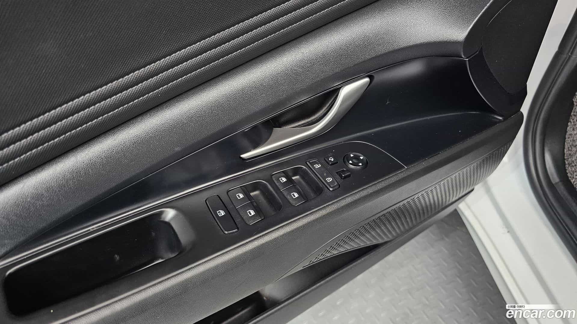 AVANTE Hyundai 2020.11-OPTION-017