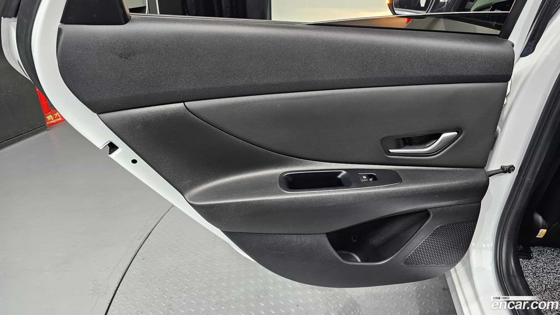 AVANTE Hyundai 2020.11-INNER-035