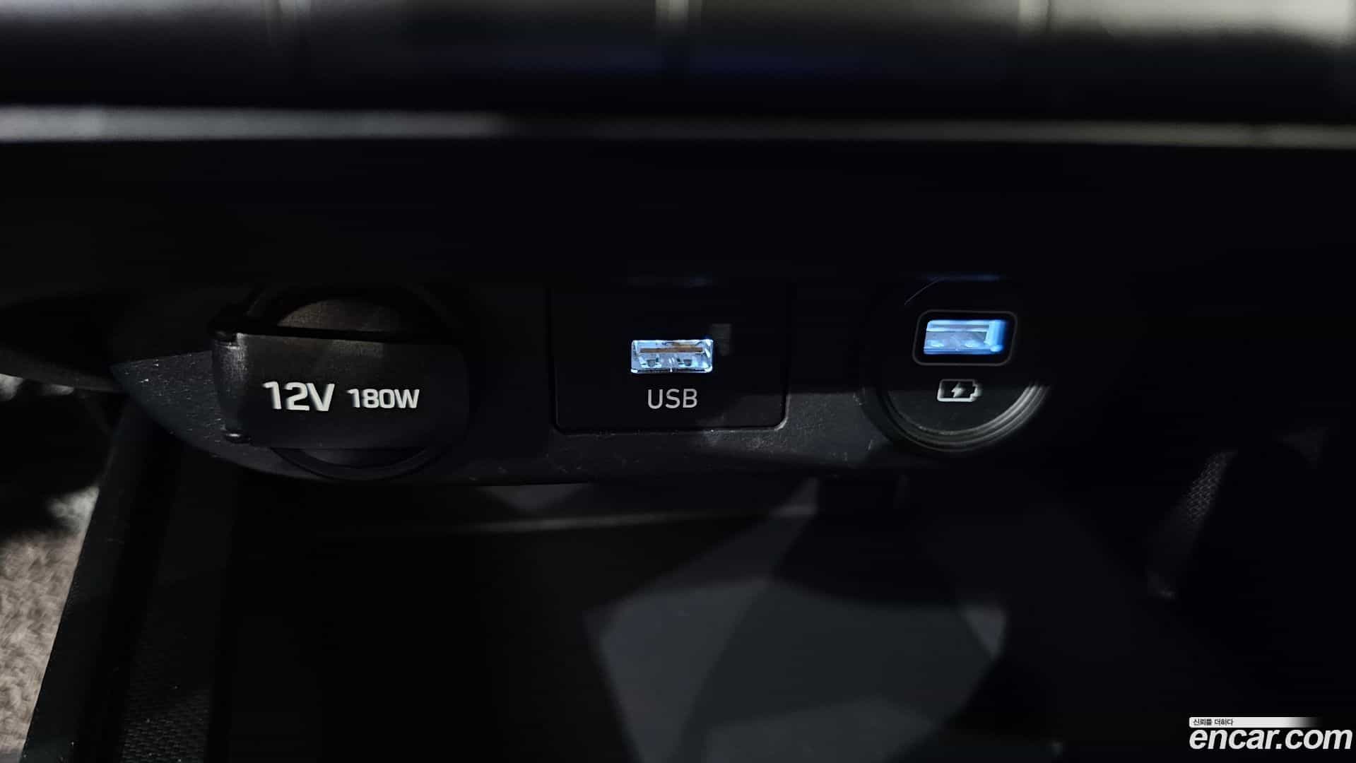 AVANTE Hyundai 2020.11-OPTION-040