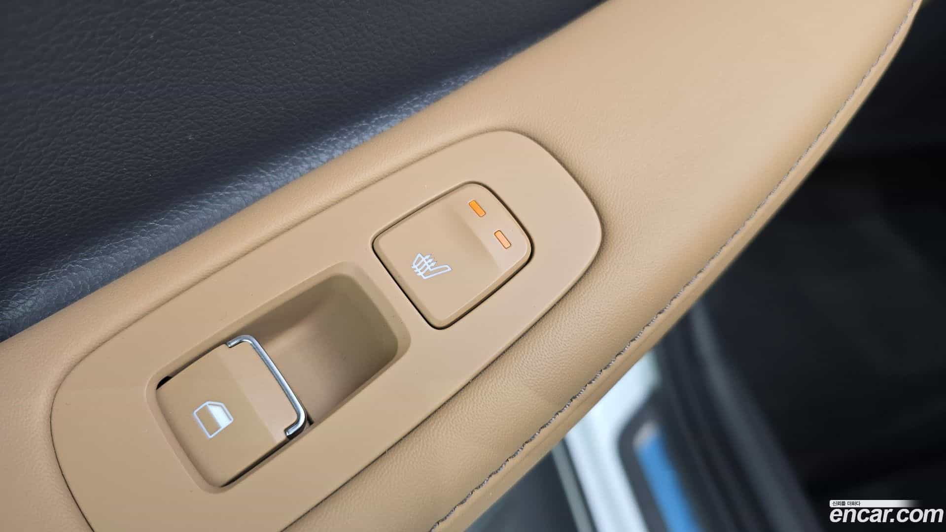 Sonata Hyundai 2019.4-OPTION-023