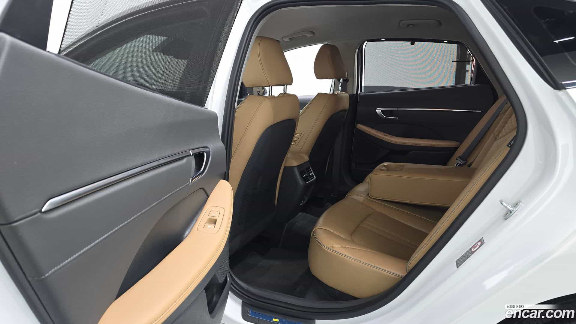 Sonata Hyundai 2019.4-INNER-036