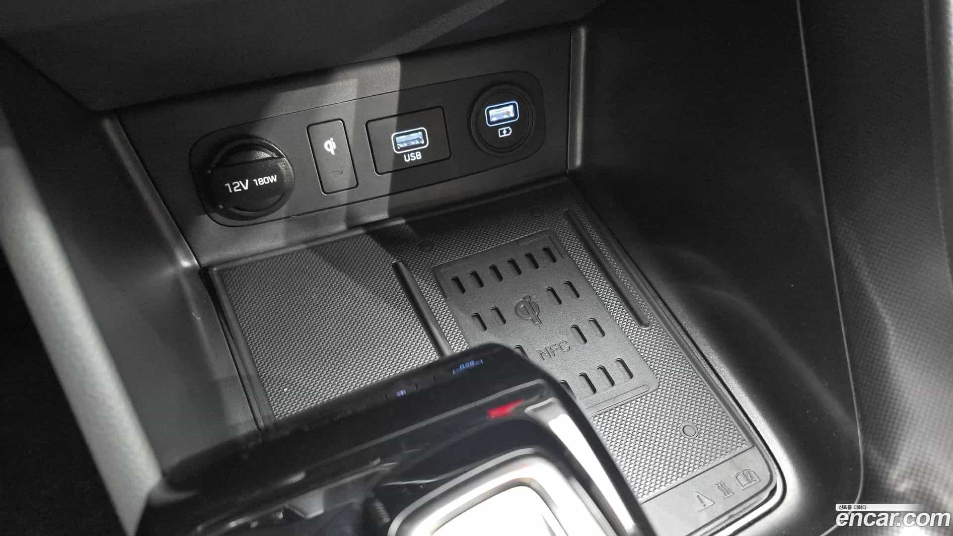 Sonata Hyundai 2019.4-OPTION-044