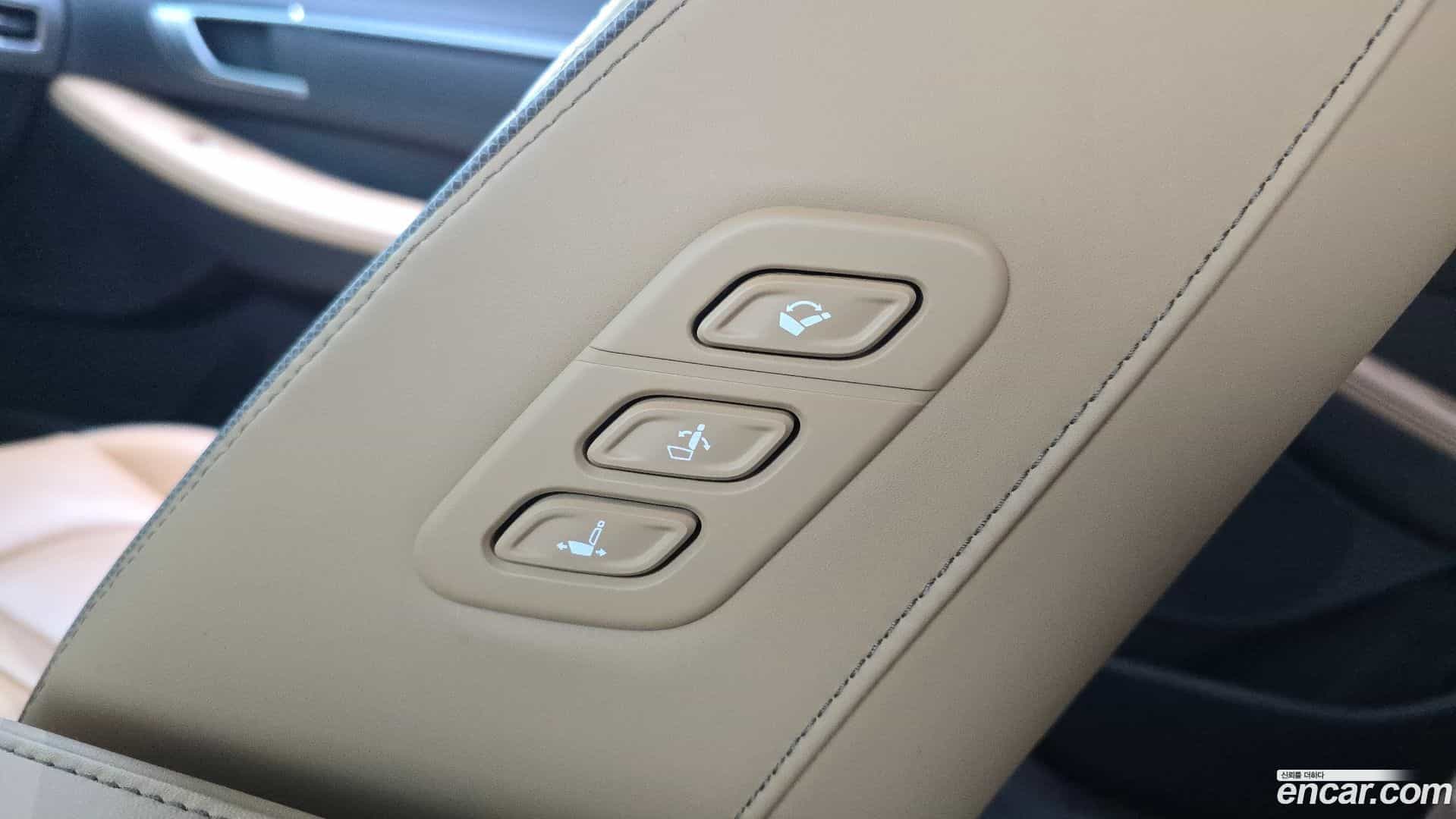 Sonata Hyundai 2019.4-OPTION-046
