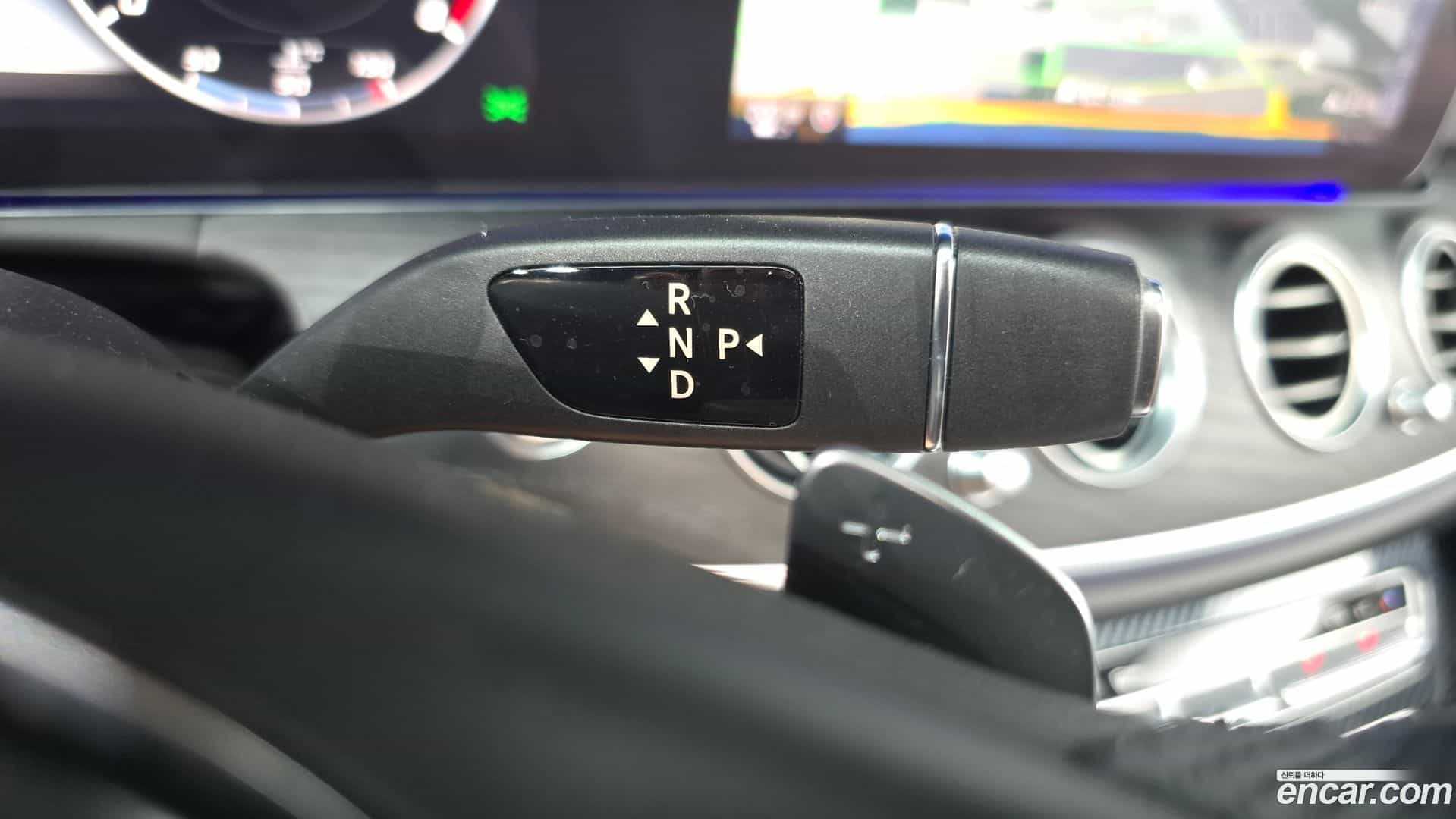 E-Class Mercedes-Benz 2017.6-INNER-009