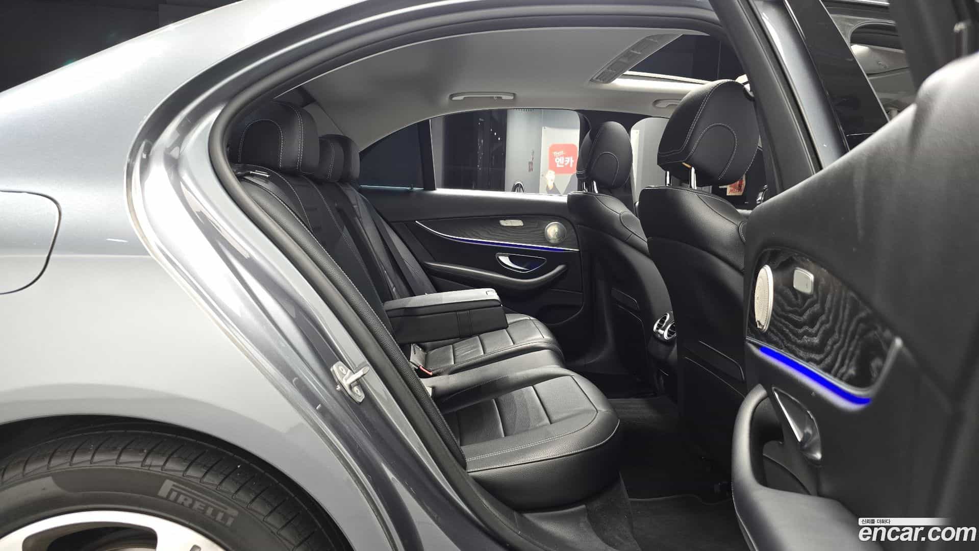 E-Class Mercedes-Benz 2017.6-OPTION-016