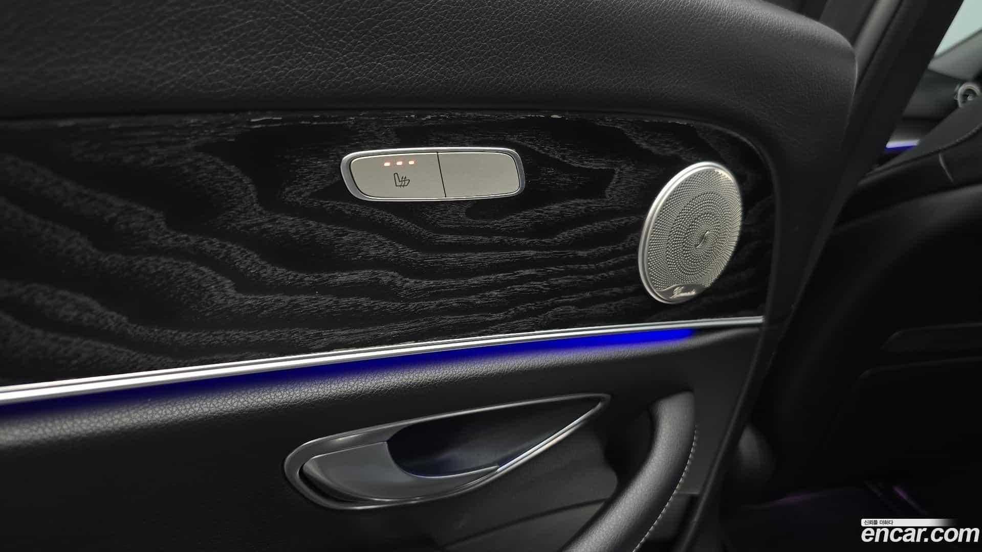 E-Class Mercedes-Benz 2017.6-OPTION-023