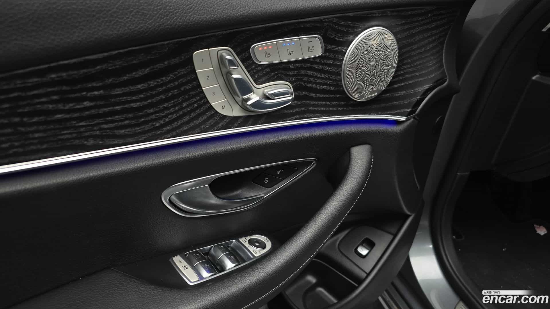 E-Class Mercedes-Benz 2017.6-INNER-034