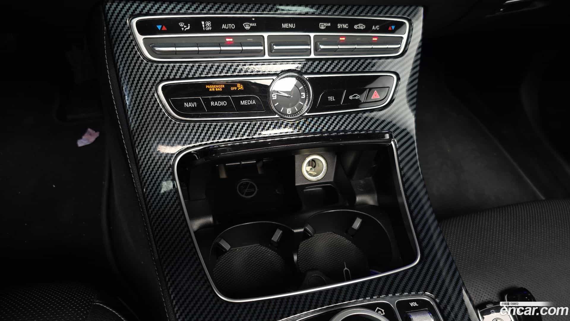 E-Class Mercedes-Benz 2017.6-OPTION-044