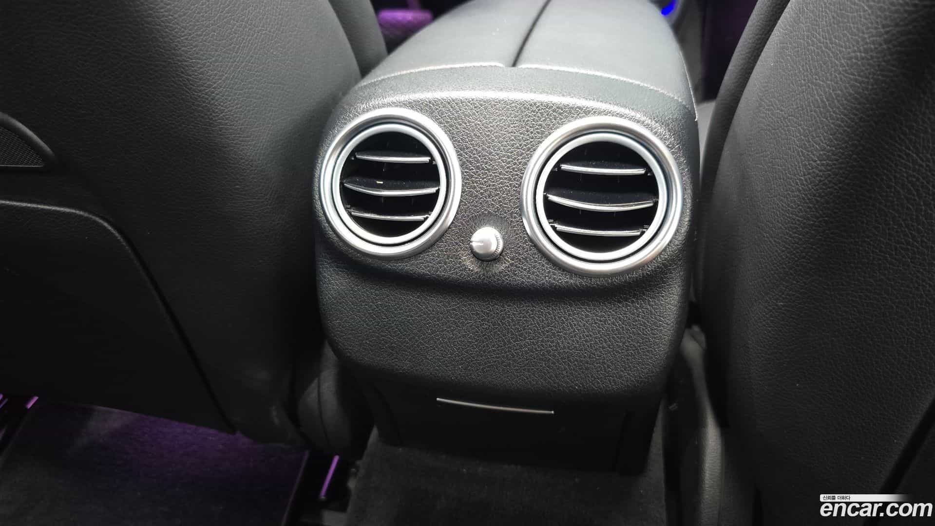 E-Class Mercedes-Benz 2017.6-OPTION-045