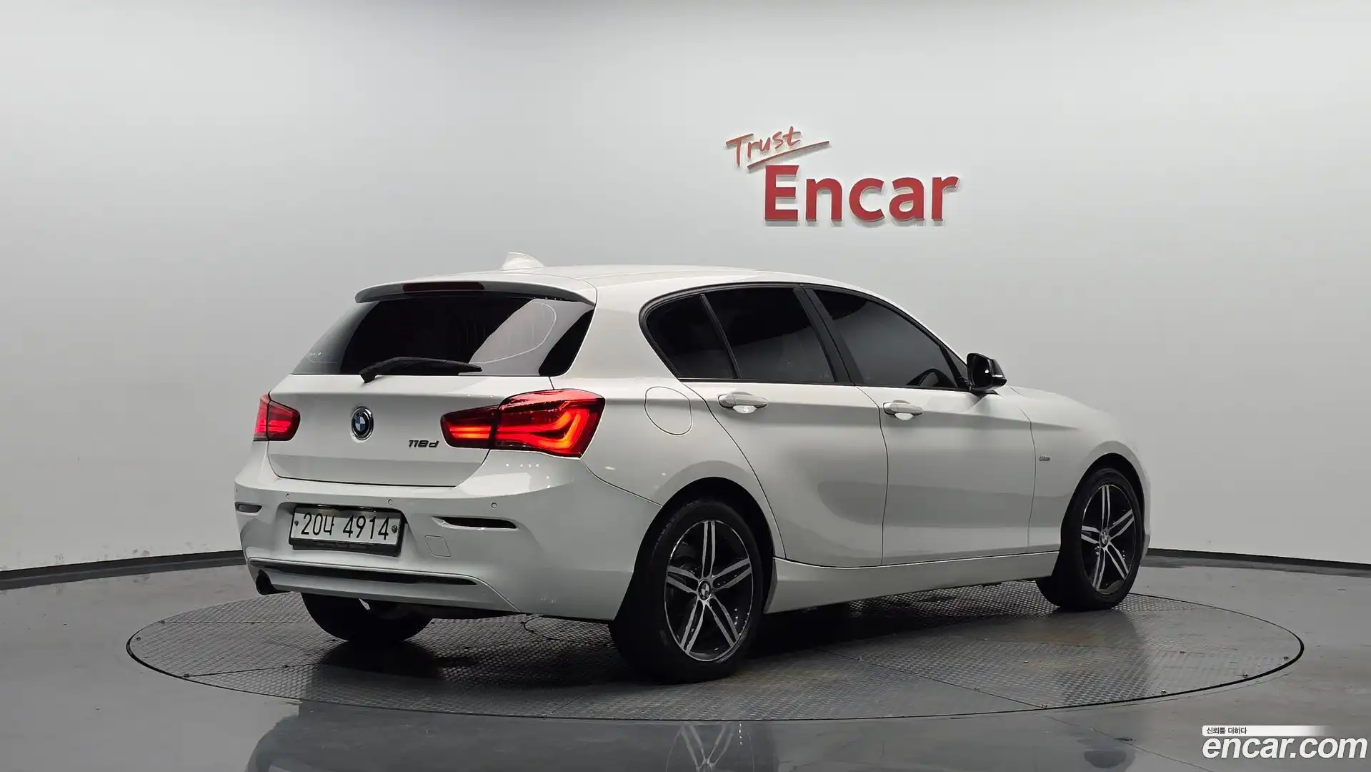 1-Series BMW 2018.11-OUTER-002