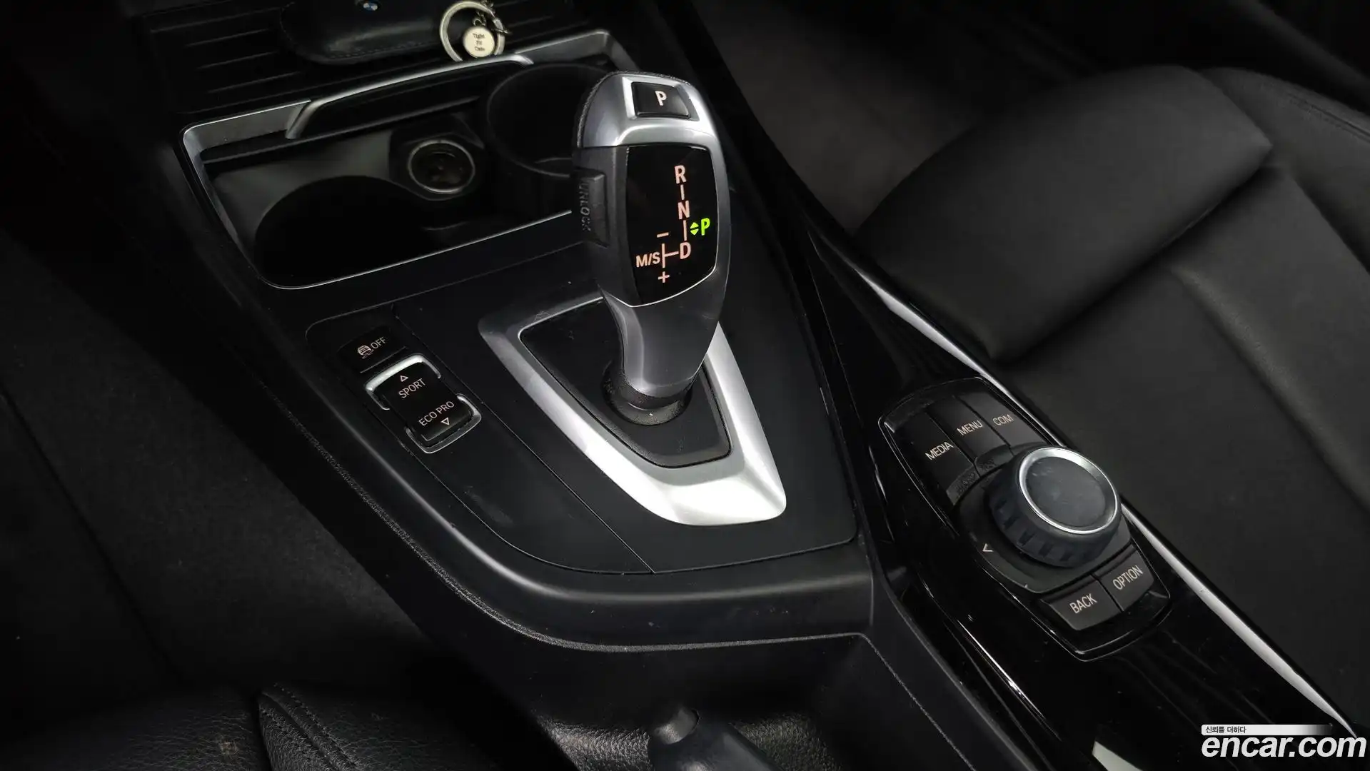1-Series BMW 2018.11-INNER-009