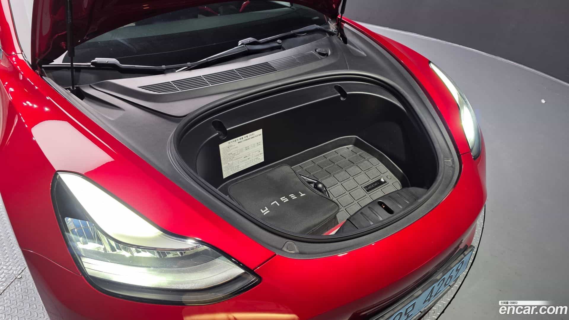 Model 3 Tesla 2020.2-OUTER-006