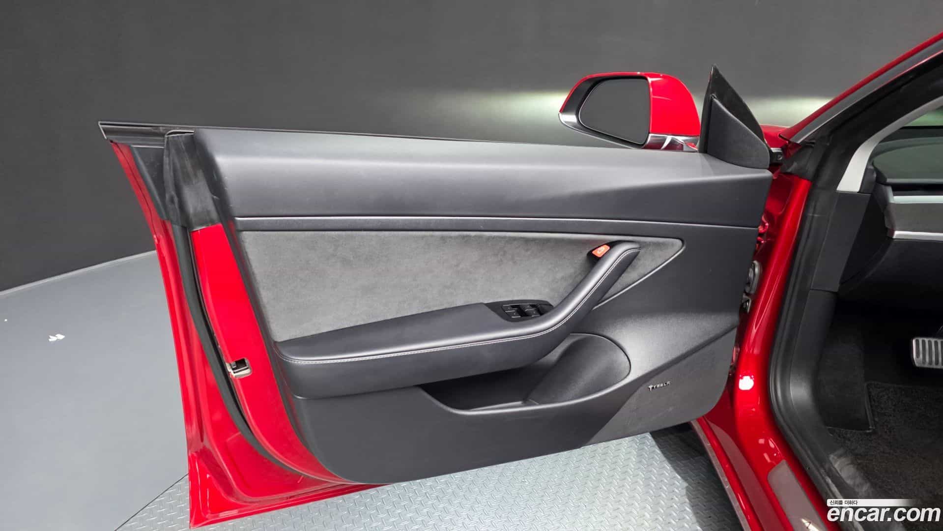 Model 3 Tesla 2020.2-INNER-034