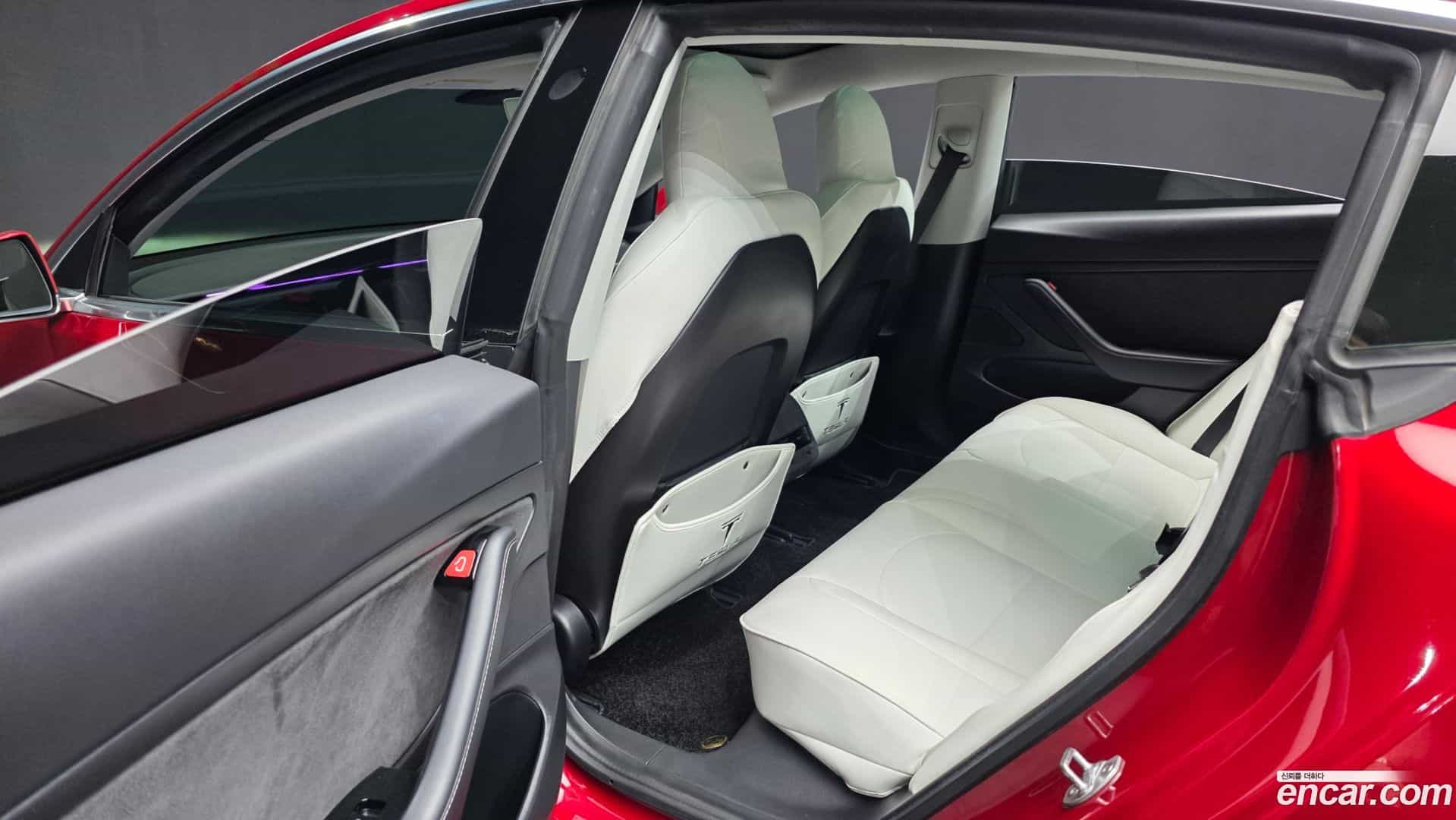 Model 3 Tesla 2020.2-INNER-036