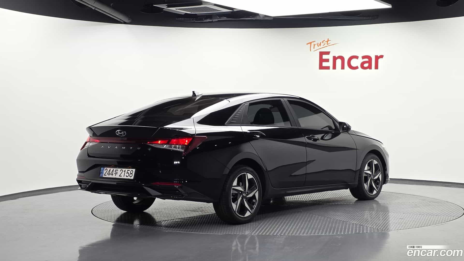 AVANTE Hyundai 2023.0-OUTER-002