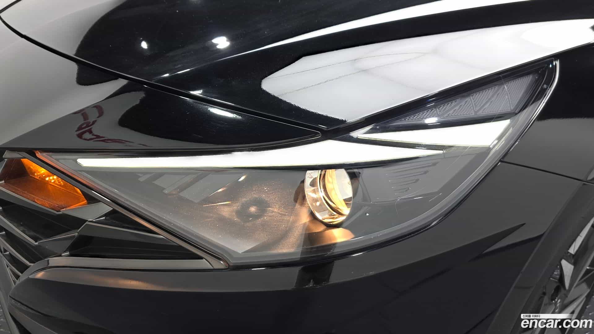 AVANTE Hyundai 2023.0-OUTER-032
