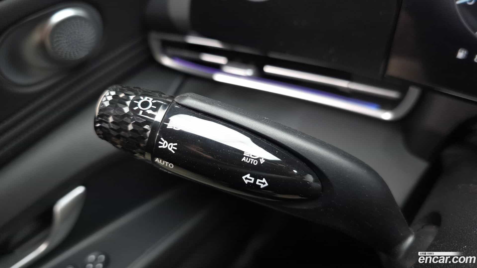 AVANTE Hyundai 2023.0-OPTION-040