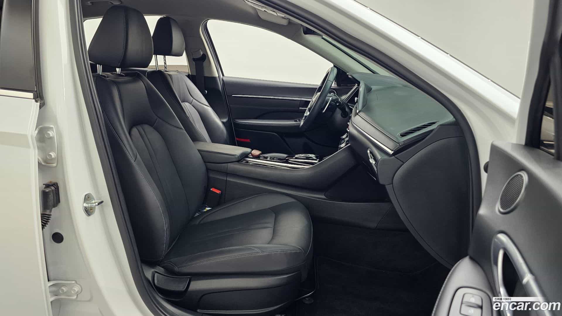 Sonata Hyundai 2022.6-OPTION-015