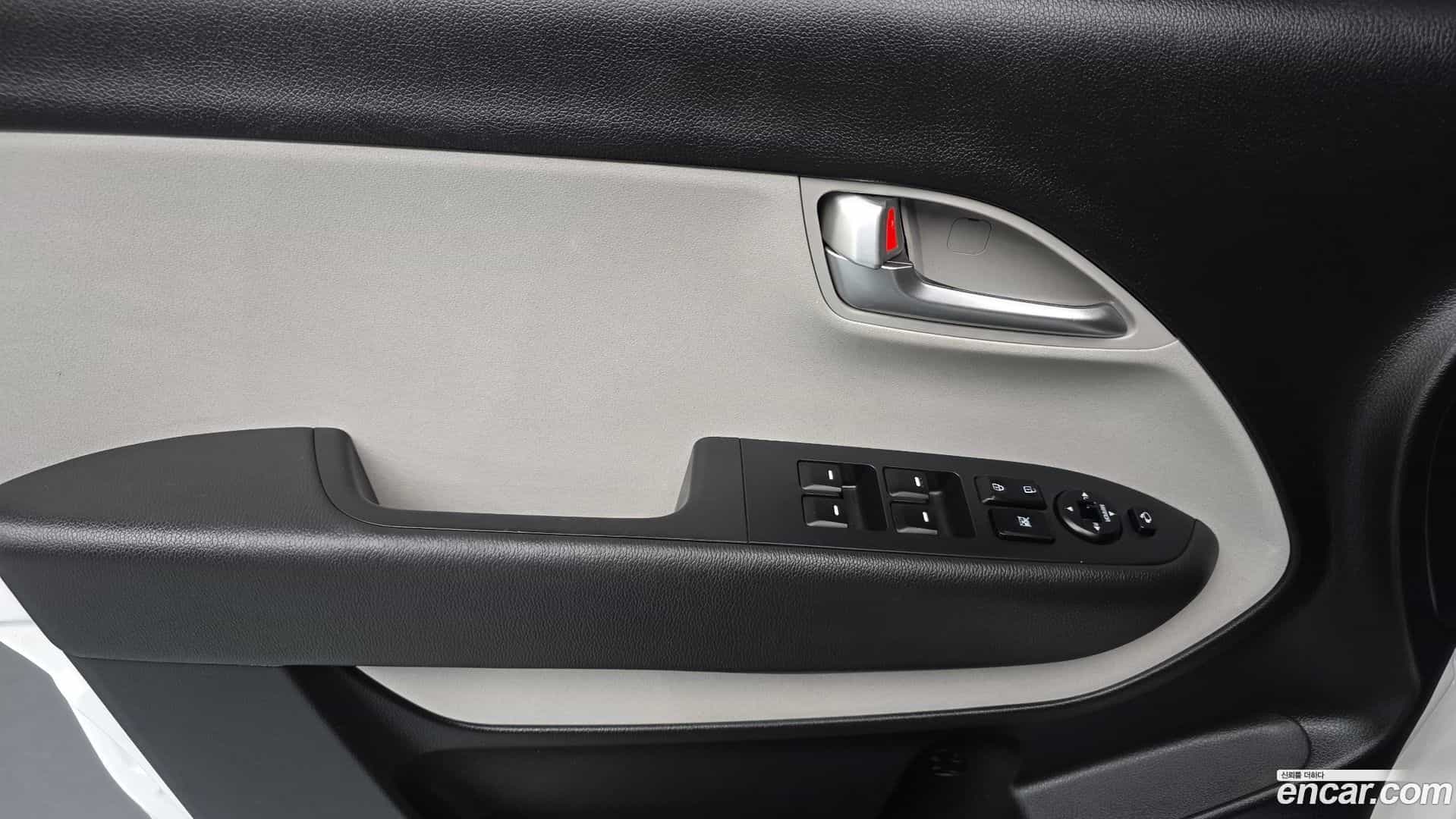 RAY Kia 2023.1-INNER-034