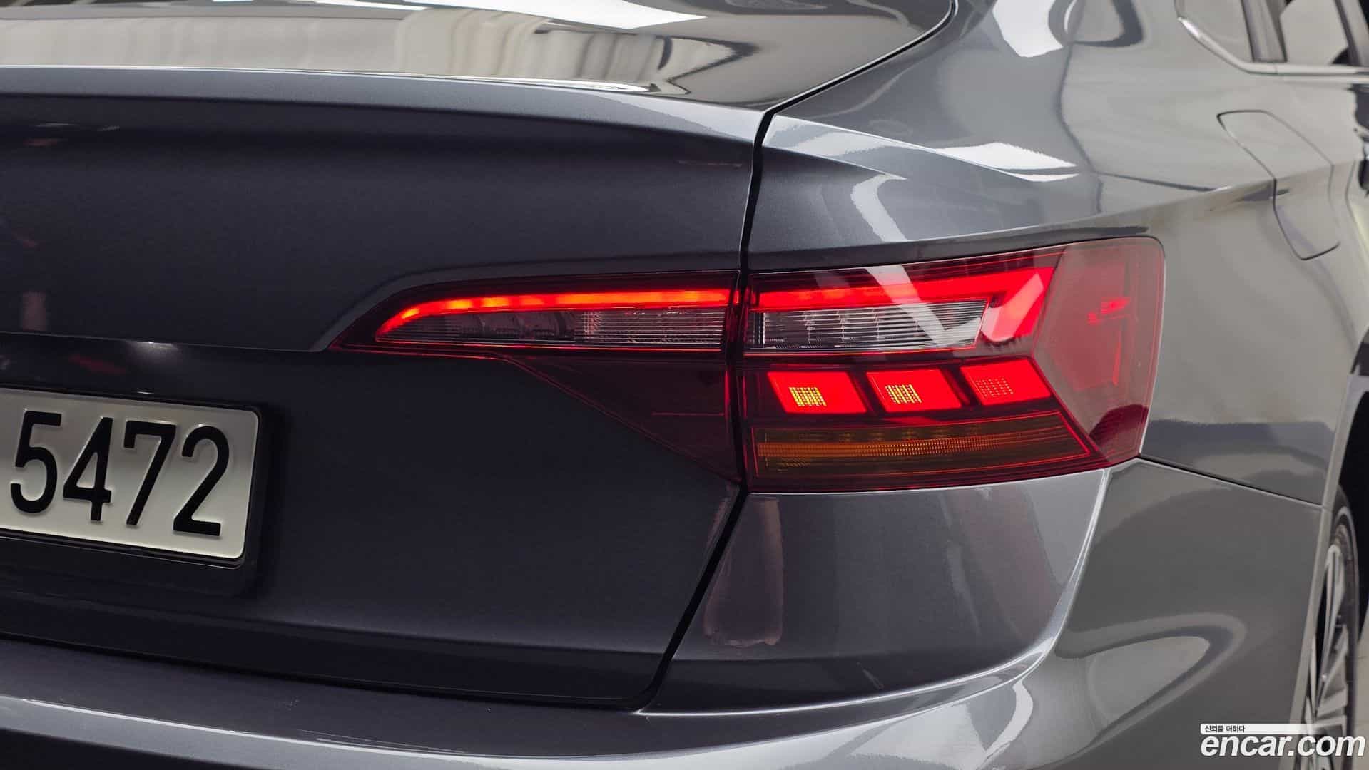 Jetta Volkswagen 2020.11-OUTER-033