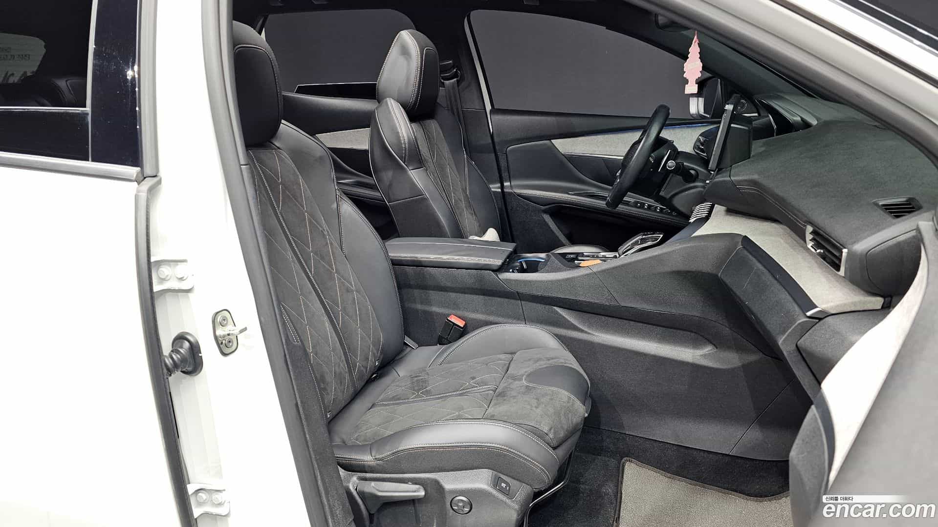 3008 Peugeot 2018.2-OPTION-015