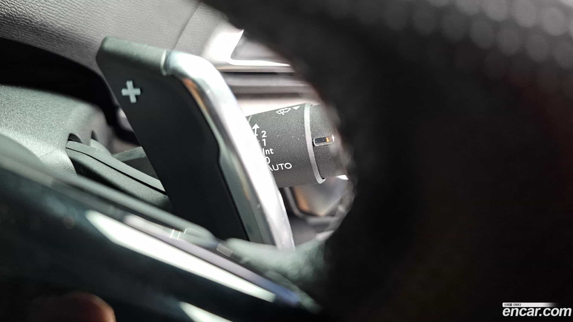 3008 Peugeot 2018.2-OPTION-040