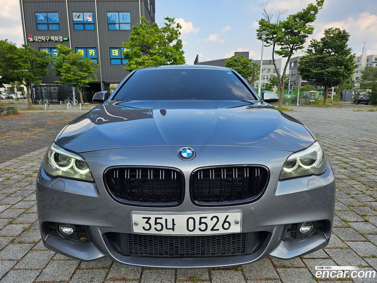 Main__Slider__Photo:5-Series BMW 2016.5-0
