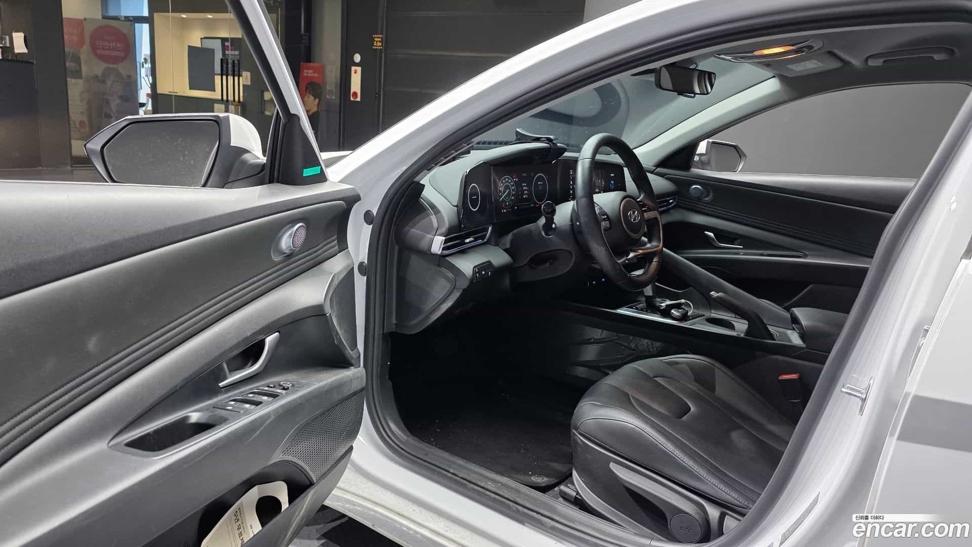 AVANTE Hyundai 2020.8-INNER-010