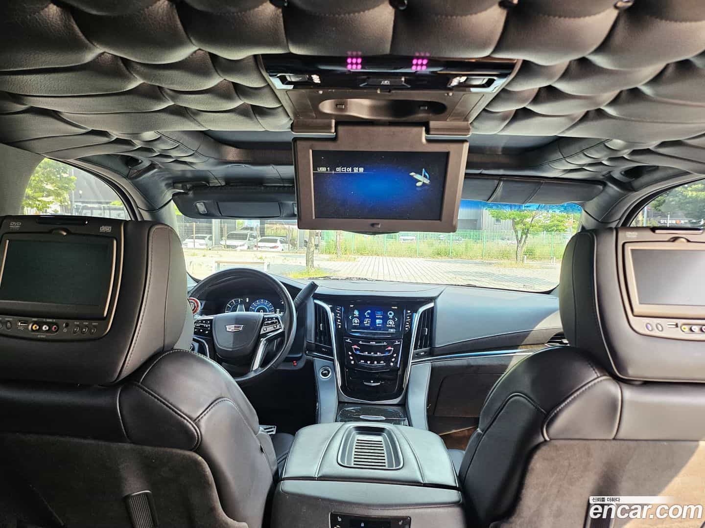 Escalade Cadillac 2019.10-OPTION-021