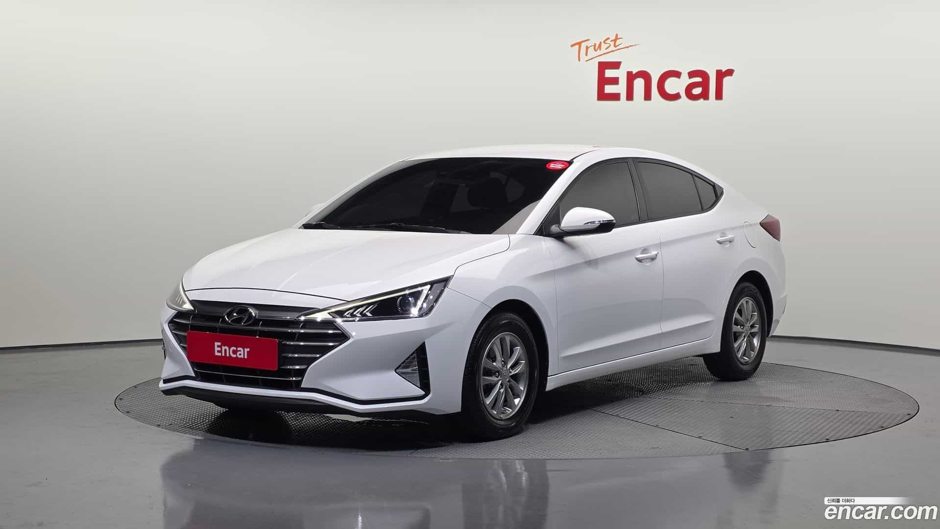 AVANTE Hyundai 2019.9-OUTER-001