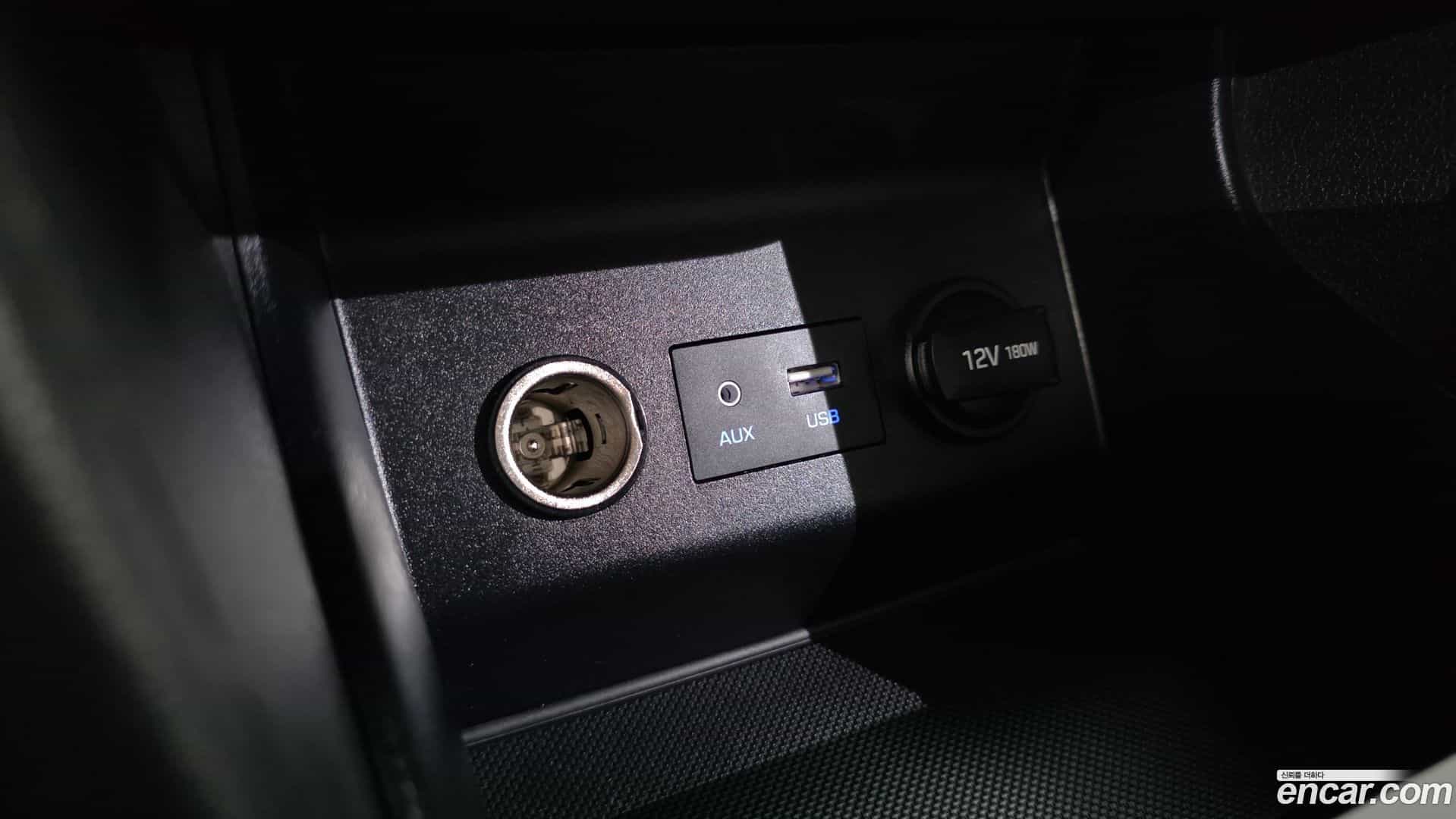 AVANTE Hyundai 2019.9-OPTION-017