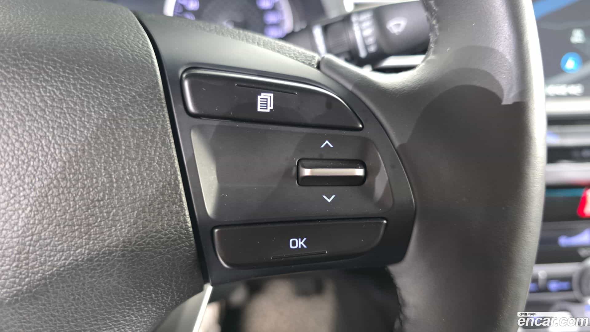 AVANTE Hyundai 2019.9-OPTION-023