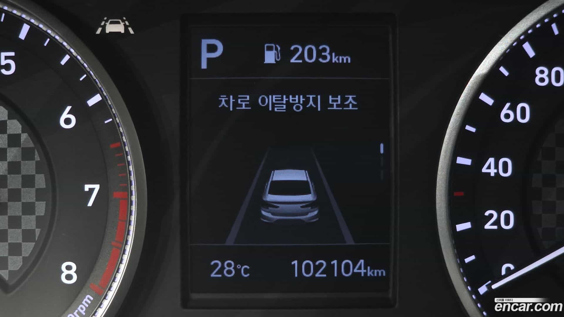 AVANTE Hyundai 2019.9-OPTION-040
