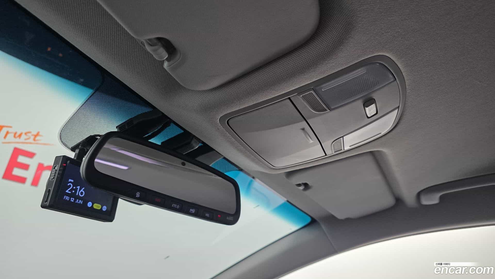 AVANTE Hyundai 2019.9-OPTION-041