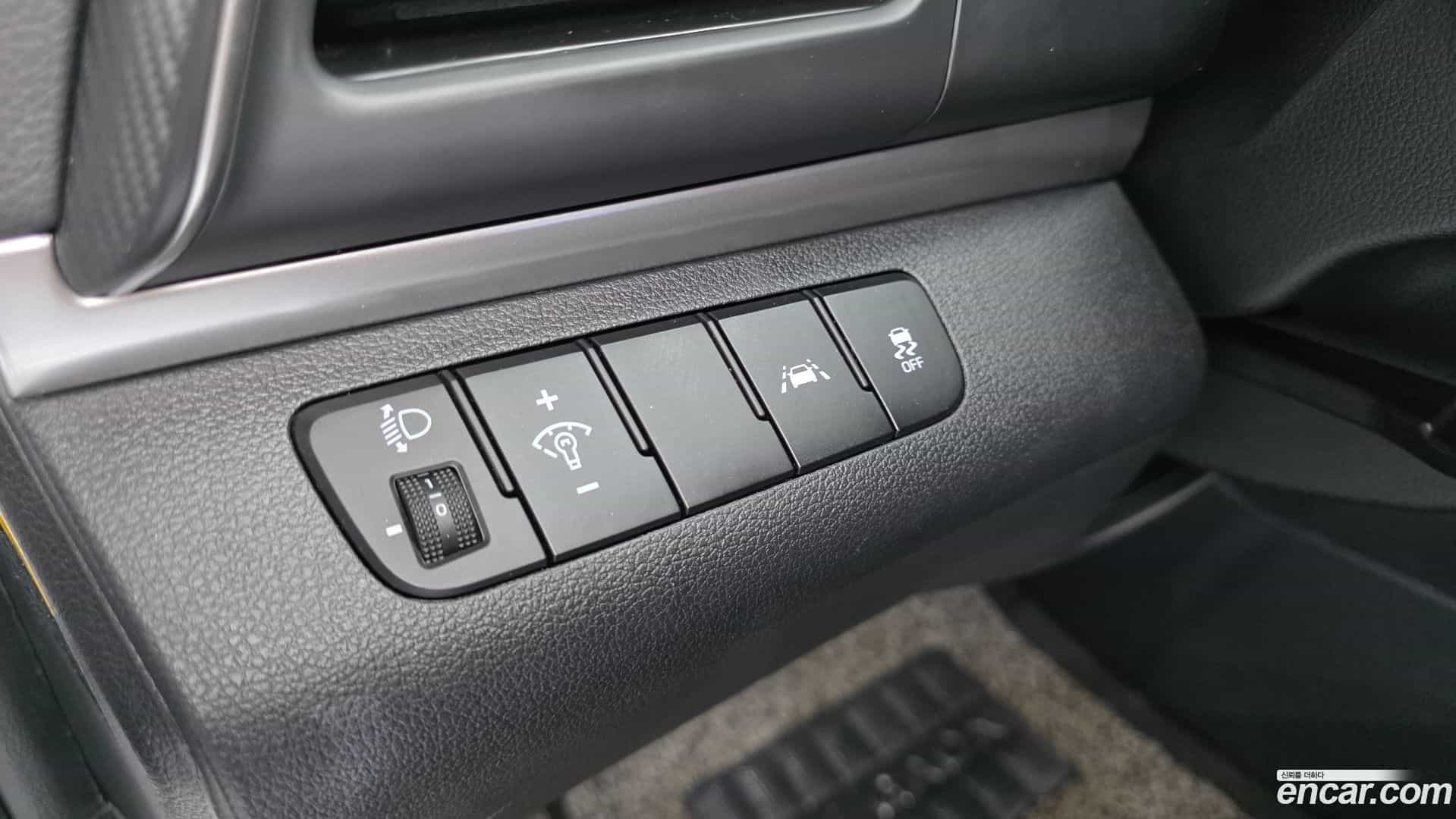 AVANTE Hyundai 2019.9-OPTION-043