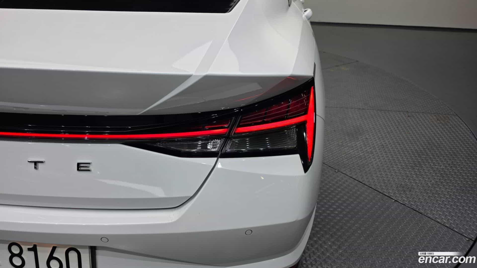 AVANTE Hyundai 2023.0-OUTER-033