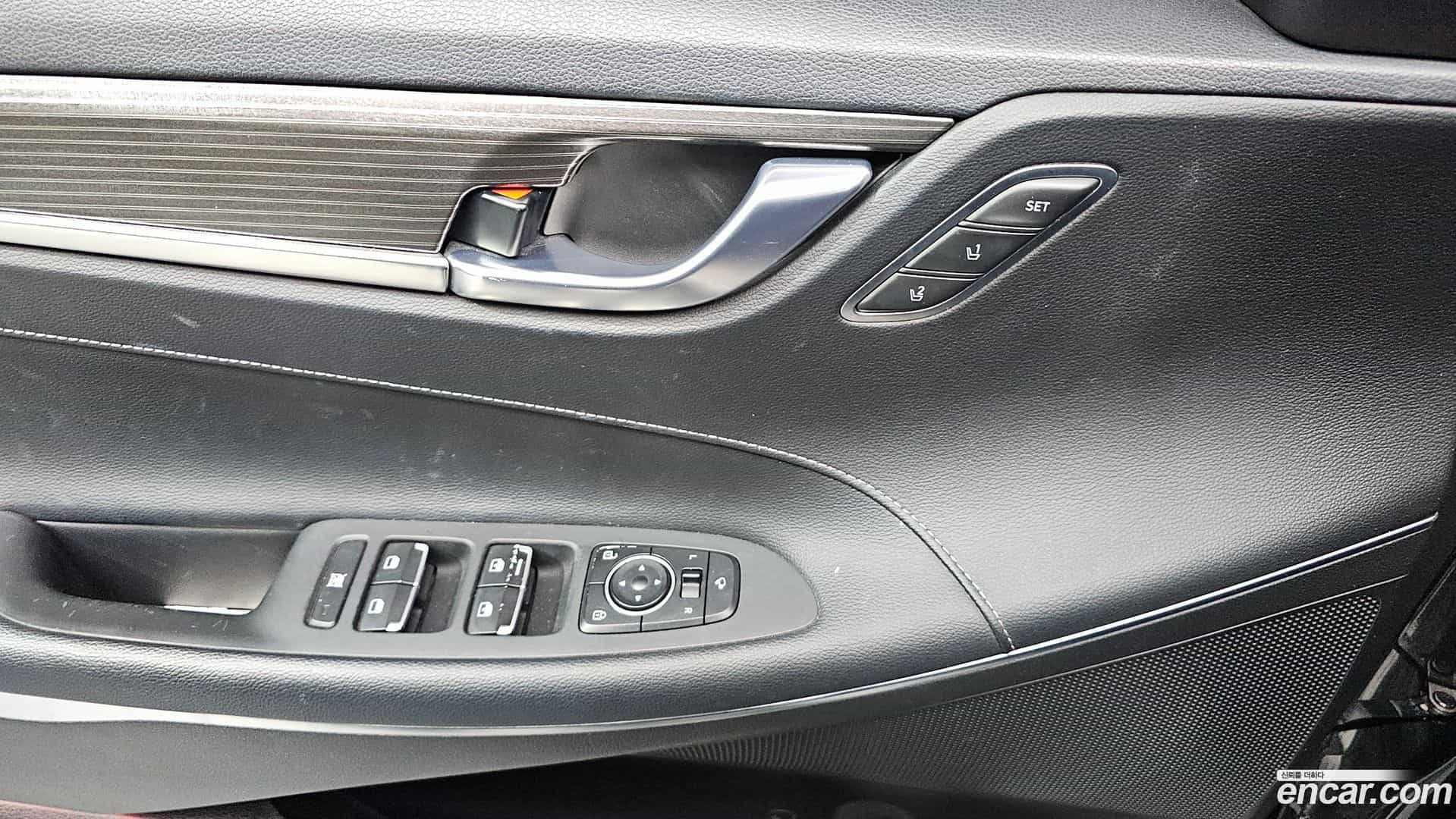 Grandeur Hyundai 2019.6-OPTION-020