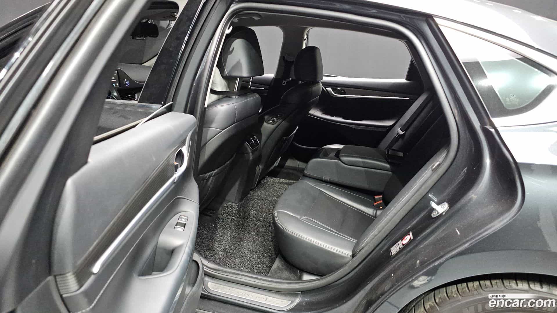 Grandeur Hyundai 2019.6-OPTION-023