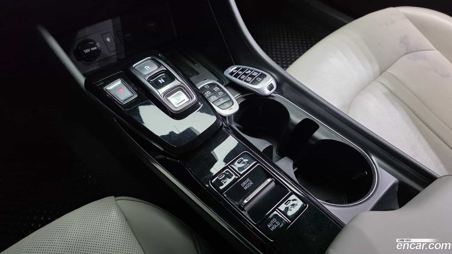 Sonata Hyundai 2019.4-INNER-009
