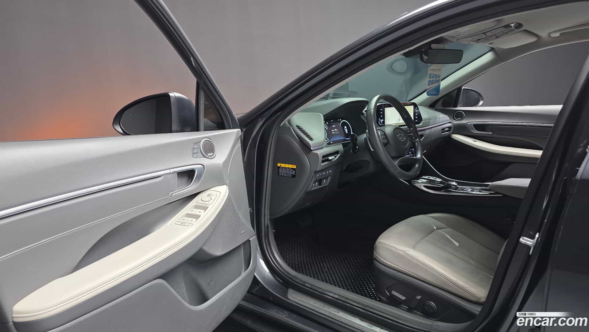 Sonata Hyundai 2019.4-INNER-010