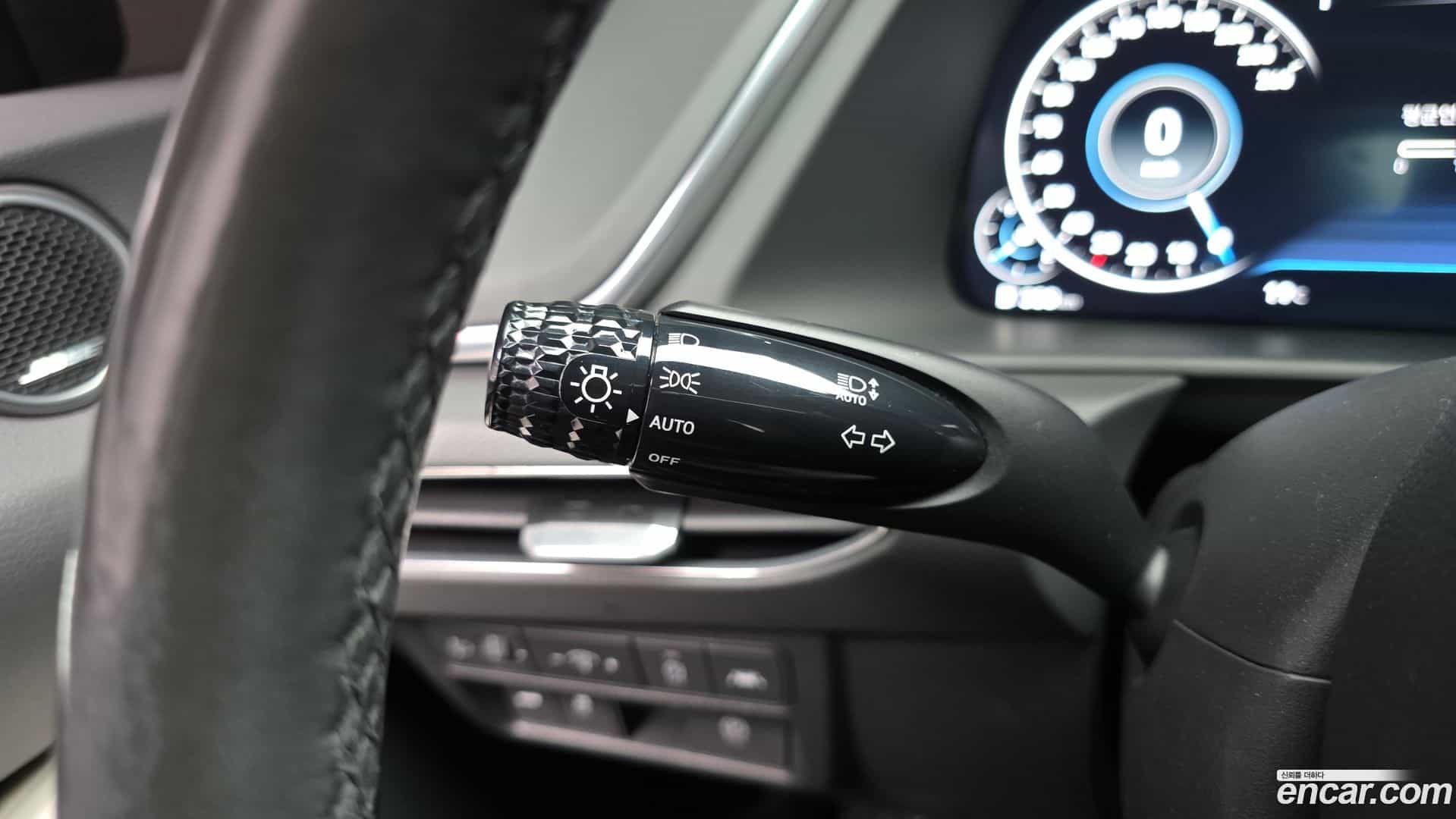 Sonata Hyundai 2019.4-OPTION-041